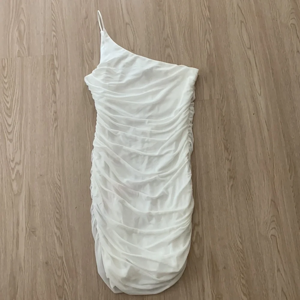 Princess polly mesh overlay ruched one shoulder mini dress nwot - Picture 9 of 9